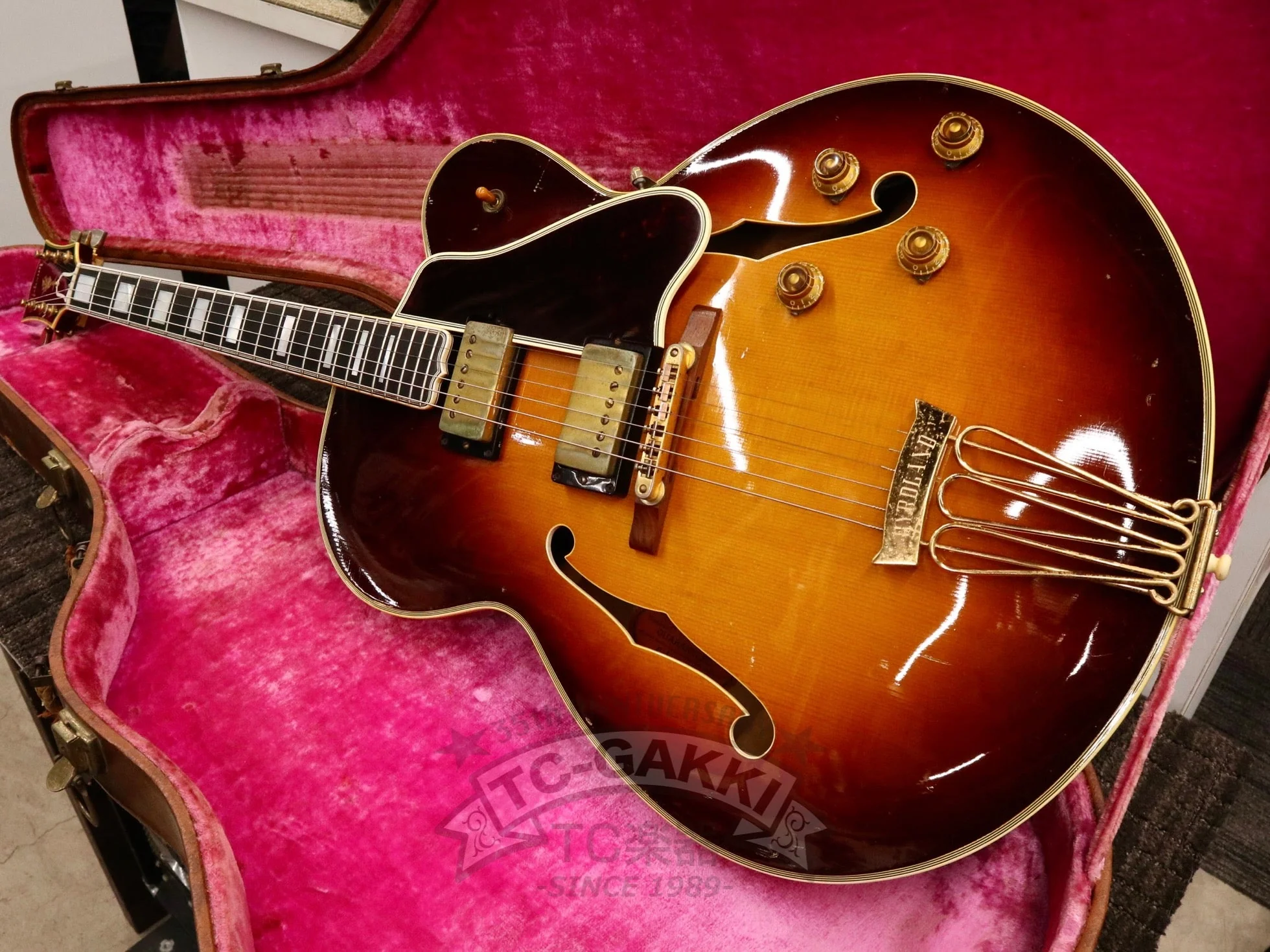 1959 Gibson BYRDLAND - Image 26