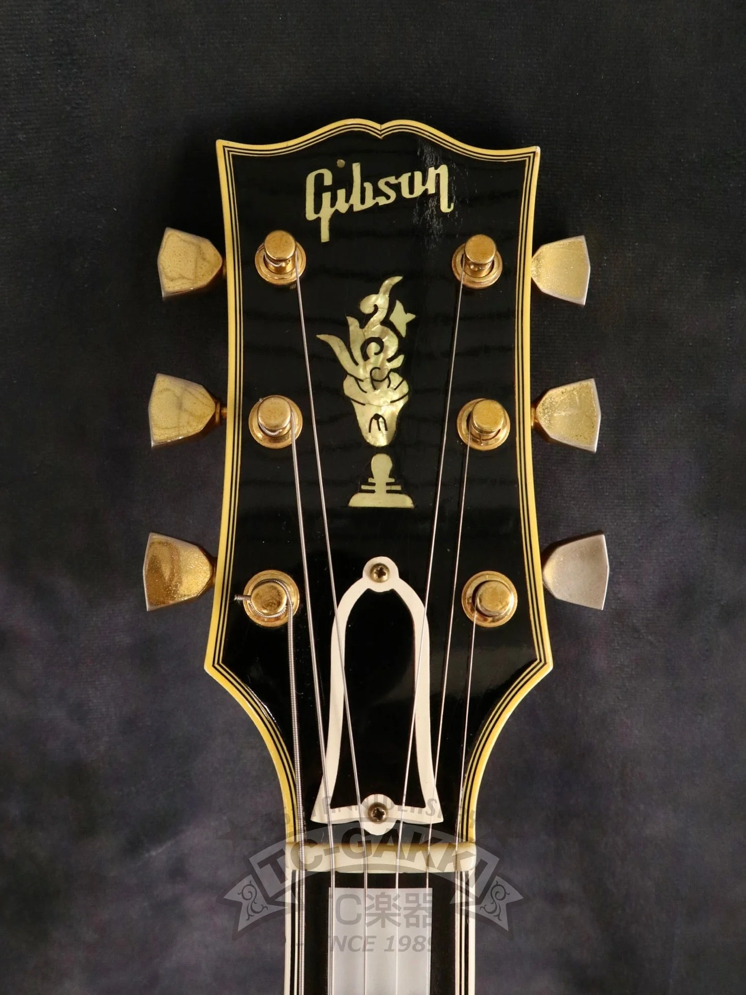1959 Gibson BYRDLAND - Image 3