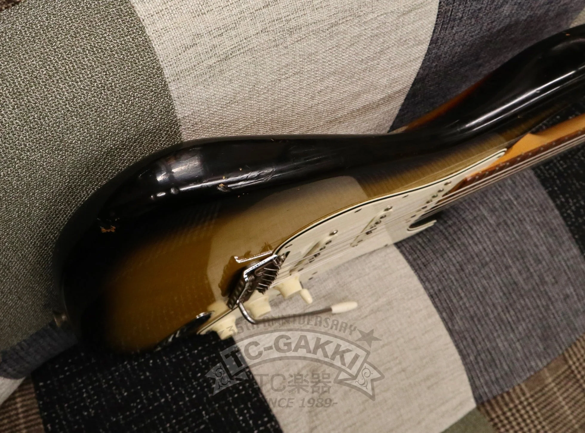 Fender 1966 STRATOCASTER Sunburst / Rosewood - Image 28