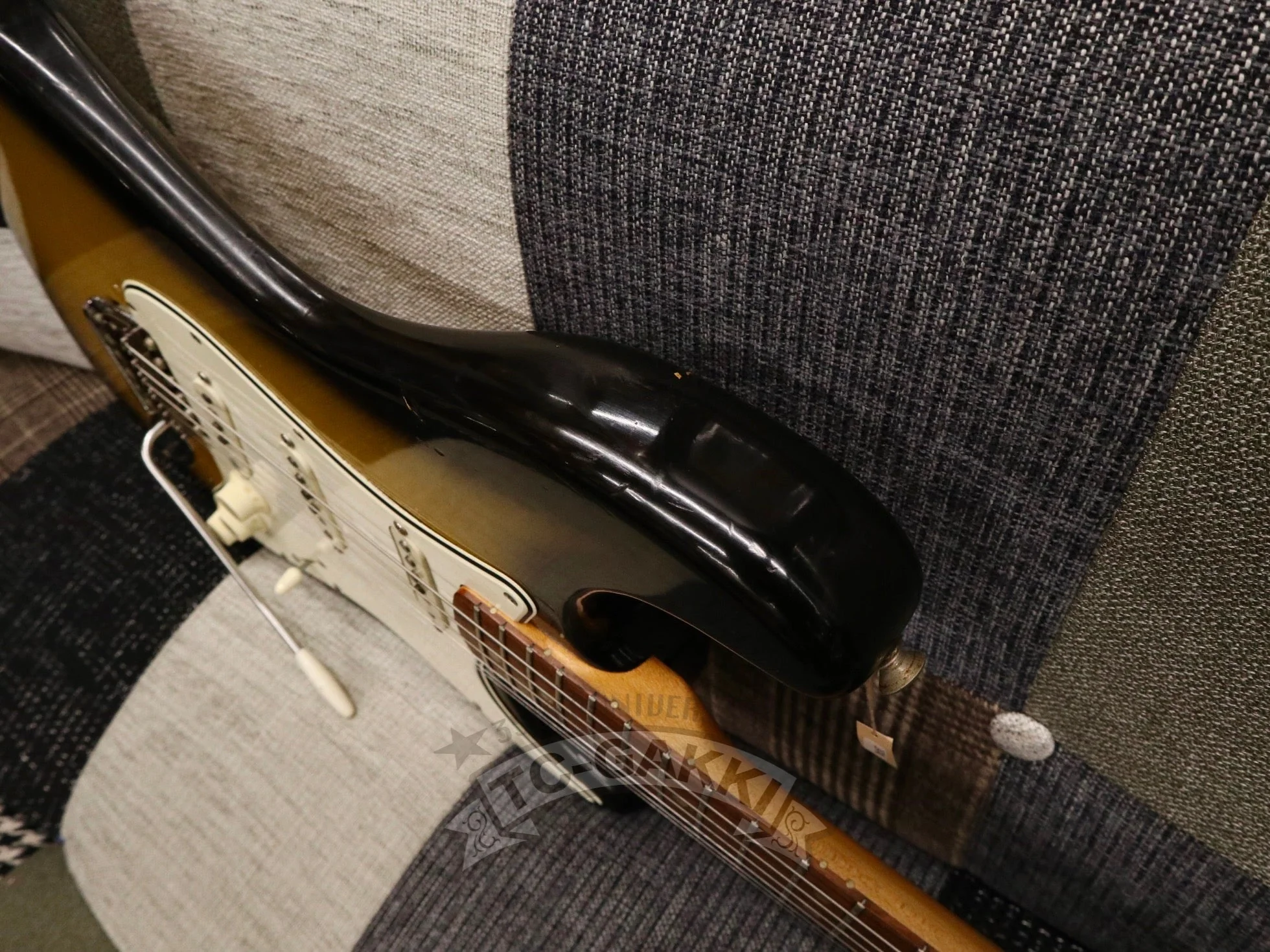 Fender 1966 STRATOCASTER Sunburst / Rosewood - Image 29