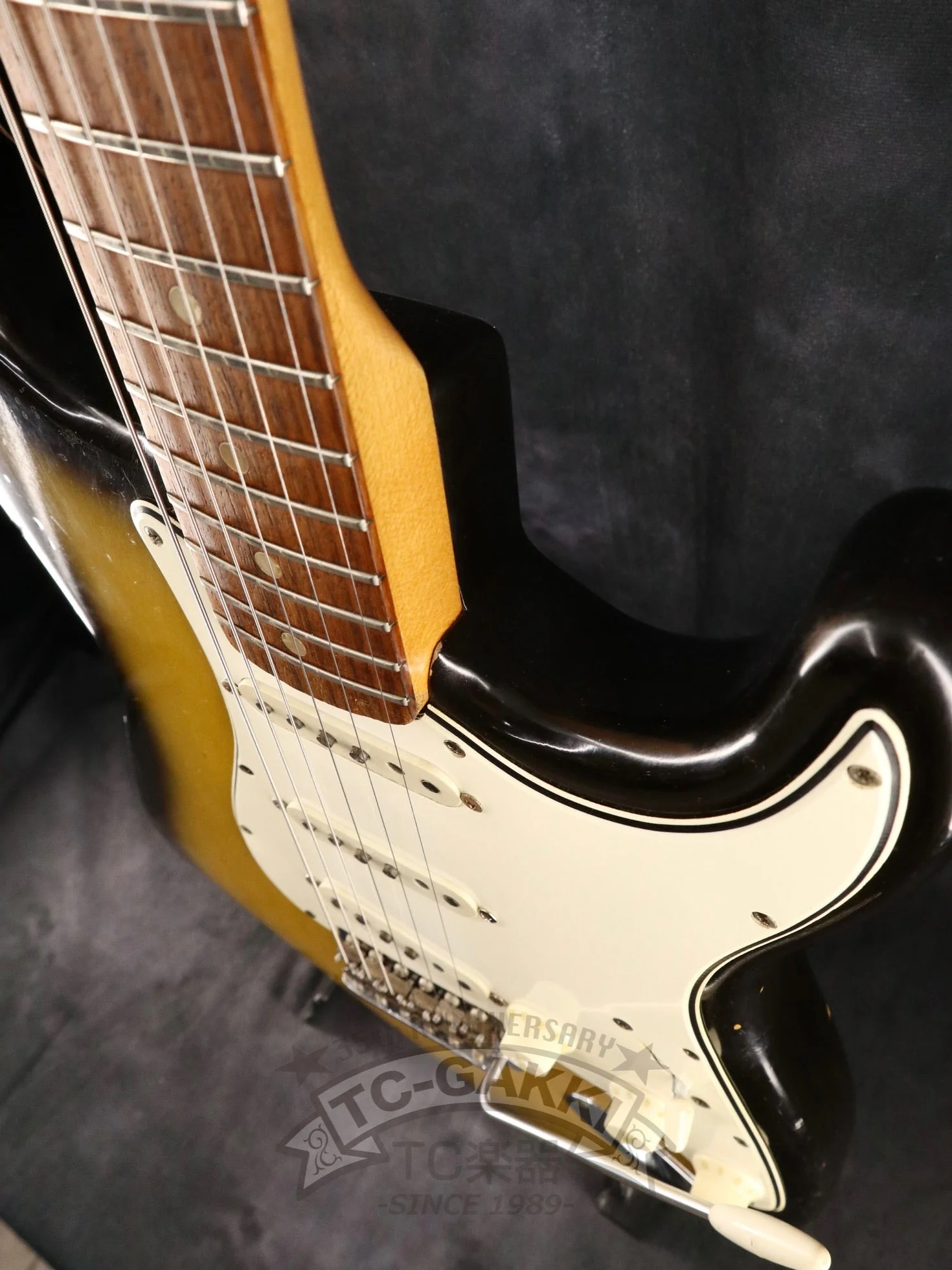 Fender 1966 STRATOCASTER Sunburst / Rosewood - Image 7