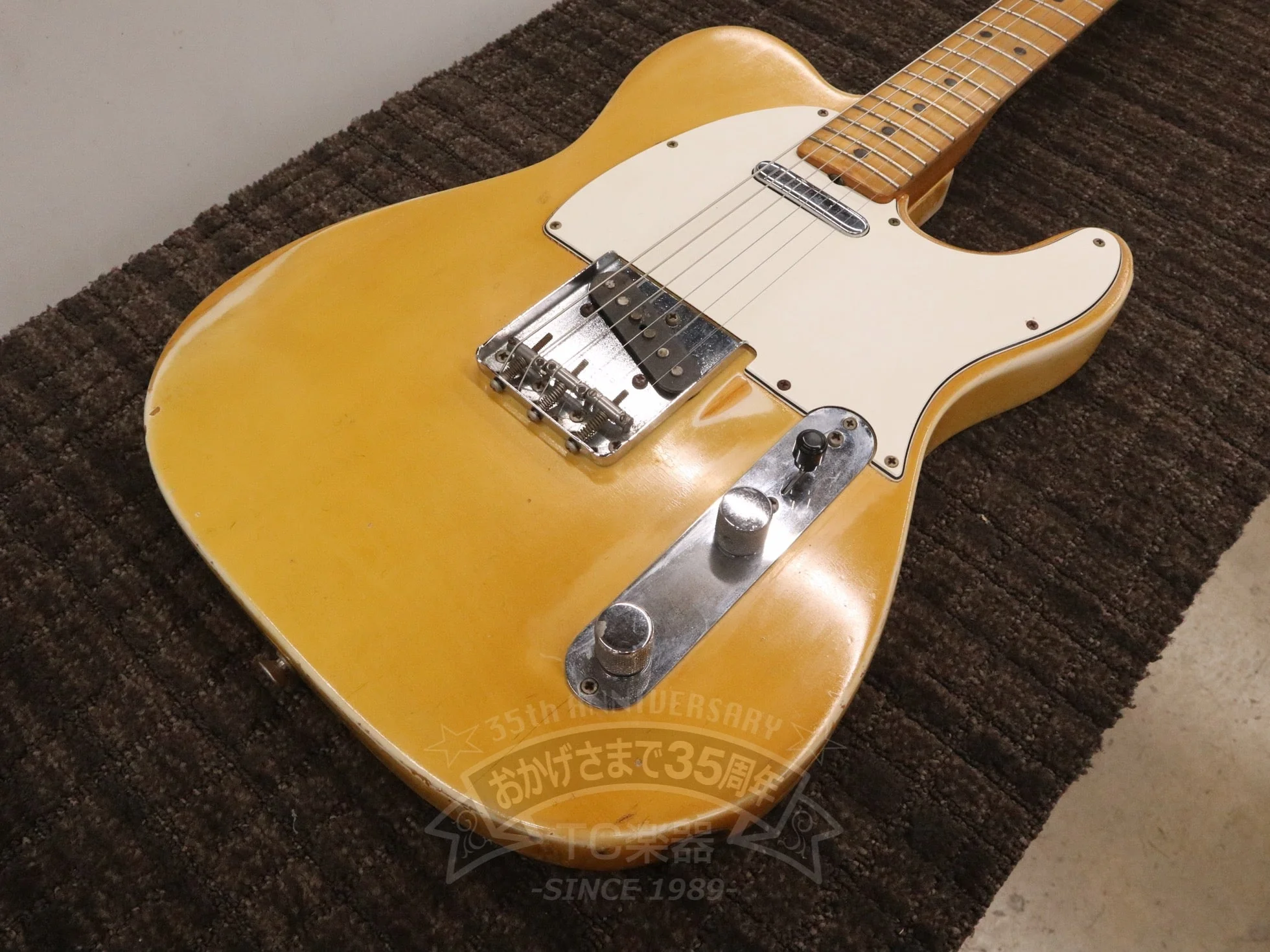 1975 TELECASTER Blonde / Maple - Image 9