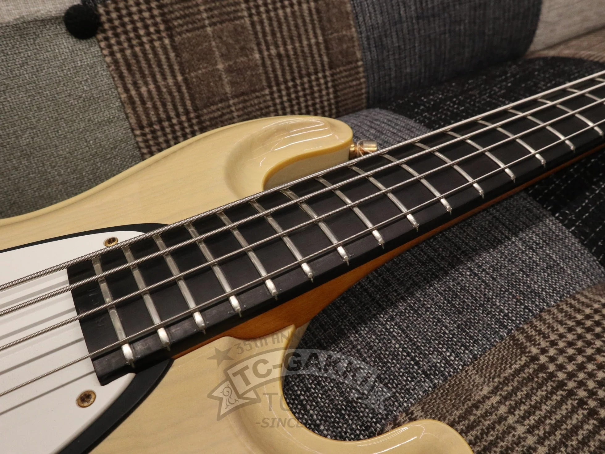 1991 GARLAND BASS 4st - Image 15