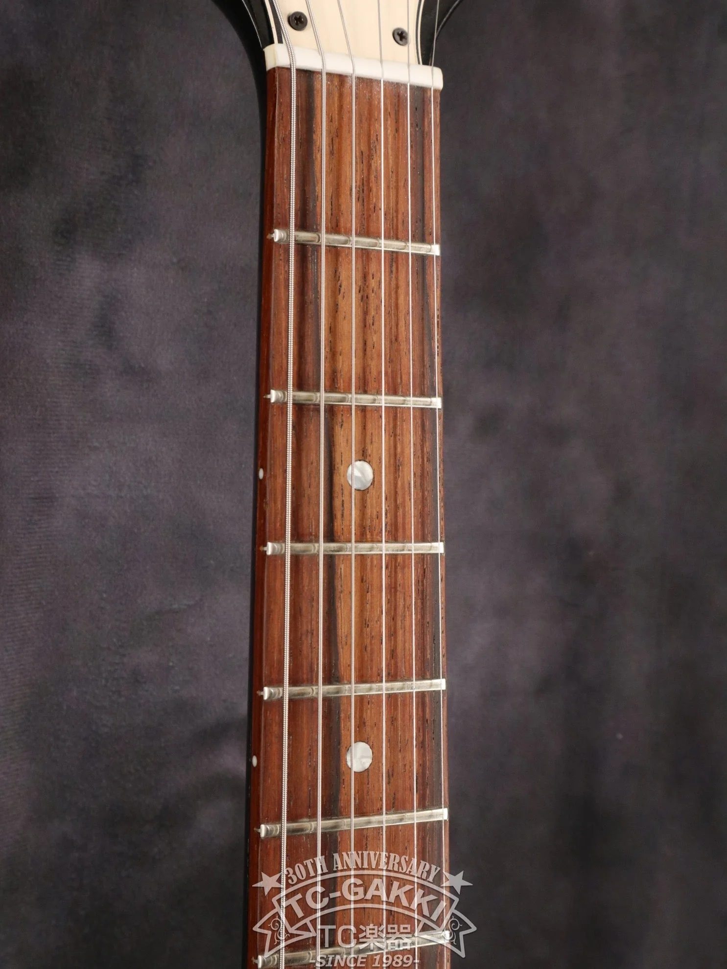 Gibson Custom Shop 2006 INSPIRED BY Jimi Hendrix Psychedelic Flying V - Image 10