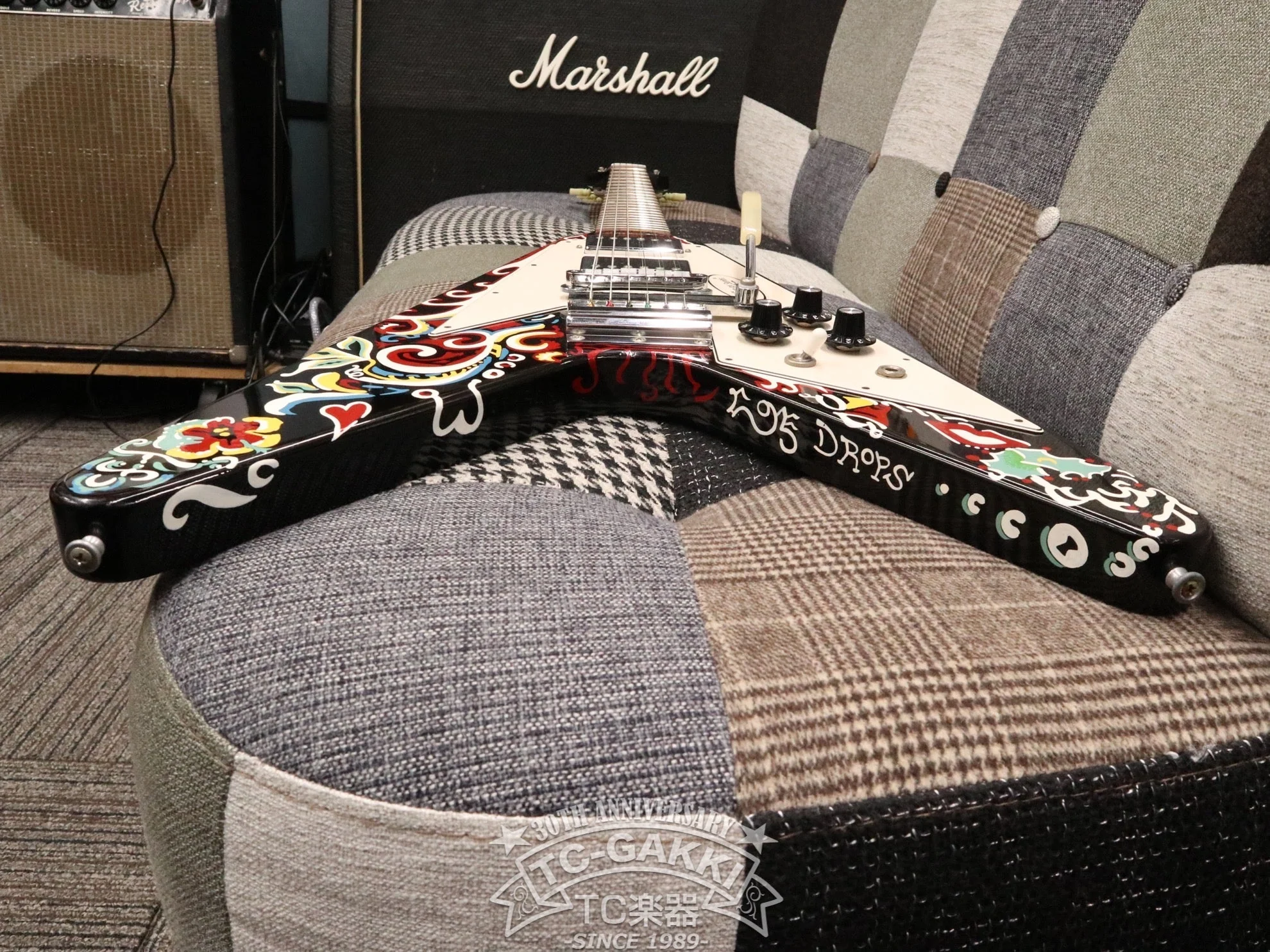 Gibson Custom Shop 2006 INSPIRED BY Jimi Hendrix Psychedelic Flying V - Image 20
