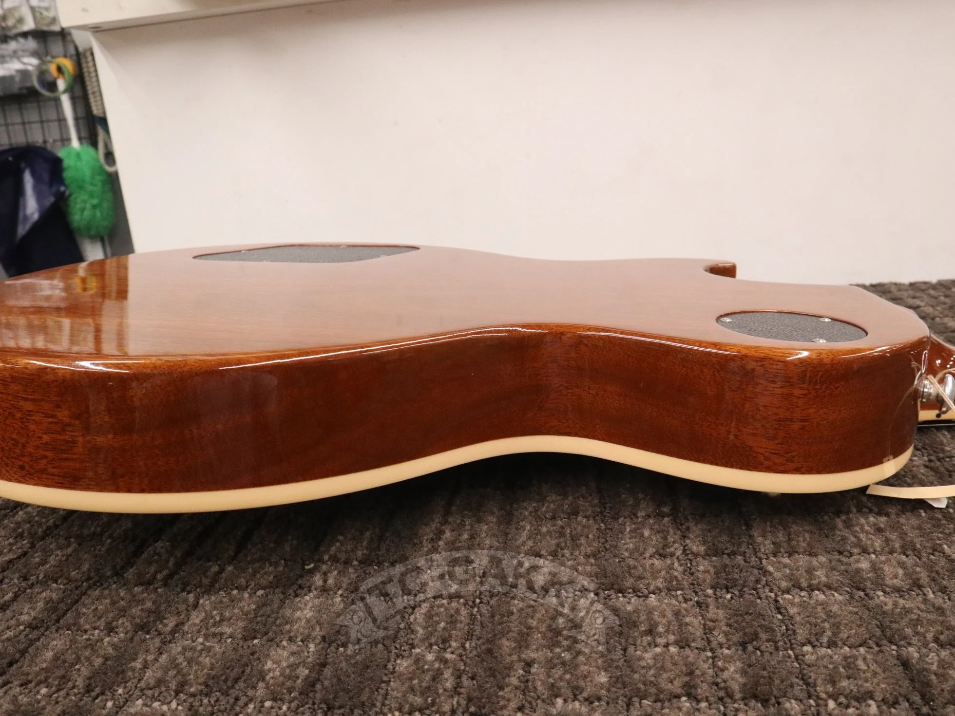 2016 Les Paul Traditional - Image 23
