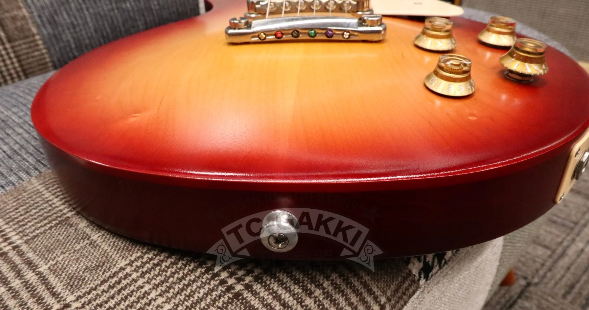 2021 Les Paul Tribute - Image 11