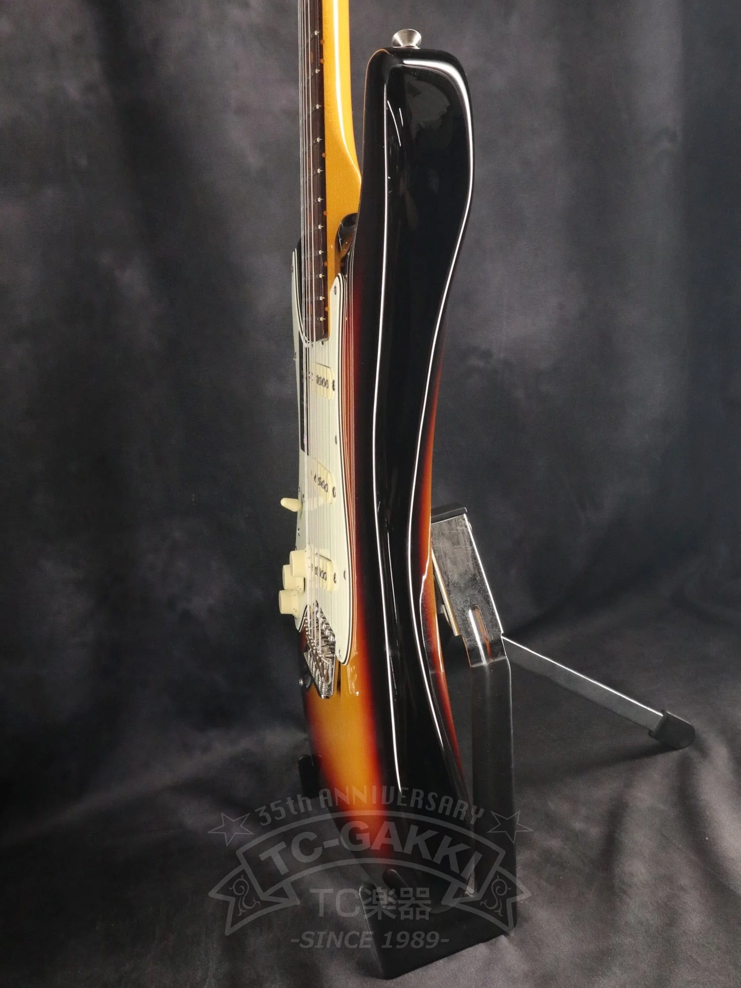 2022 American Vintage II 1961 Stratocaster Left-Hand - Image 9