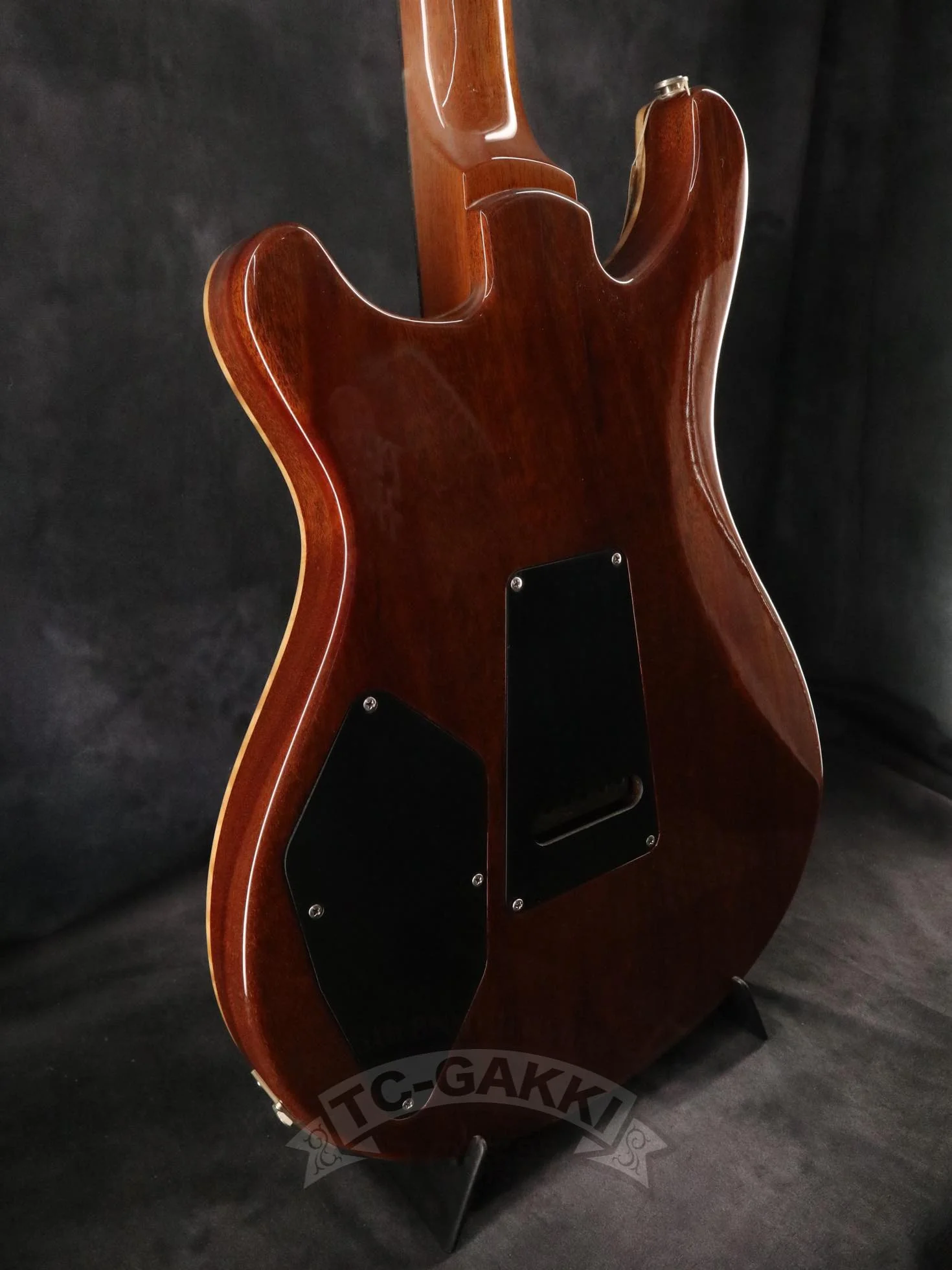 513 10Top - Image 10