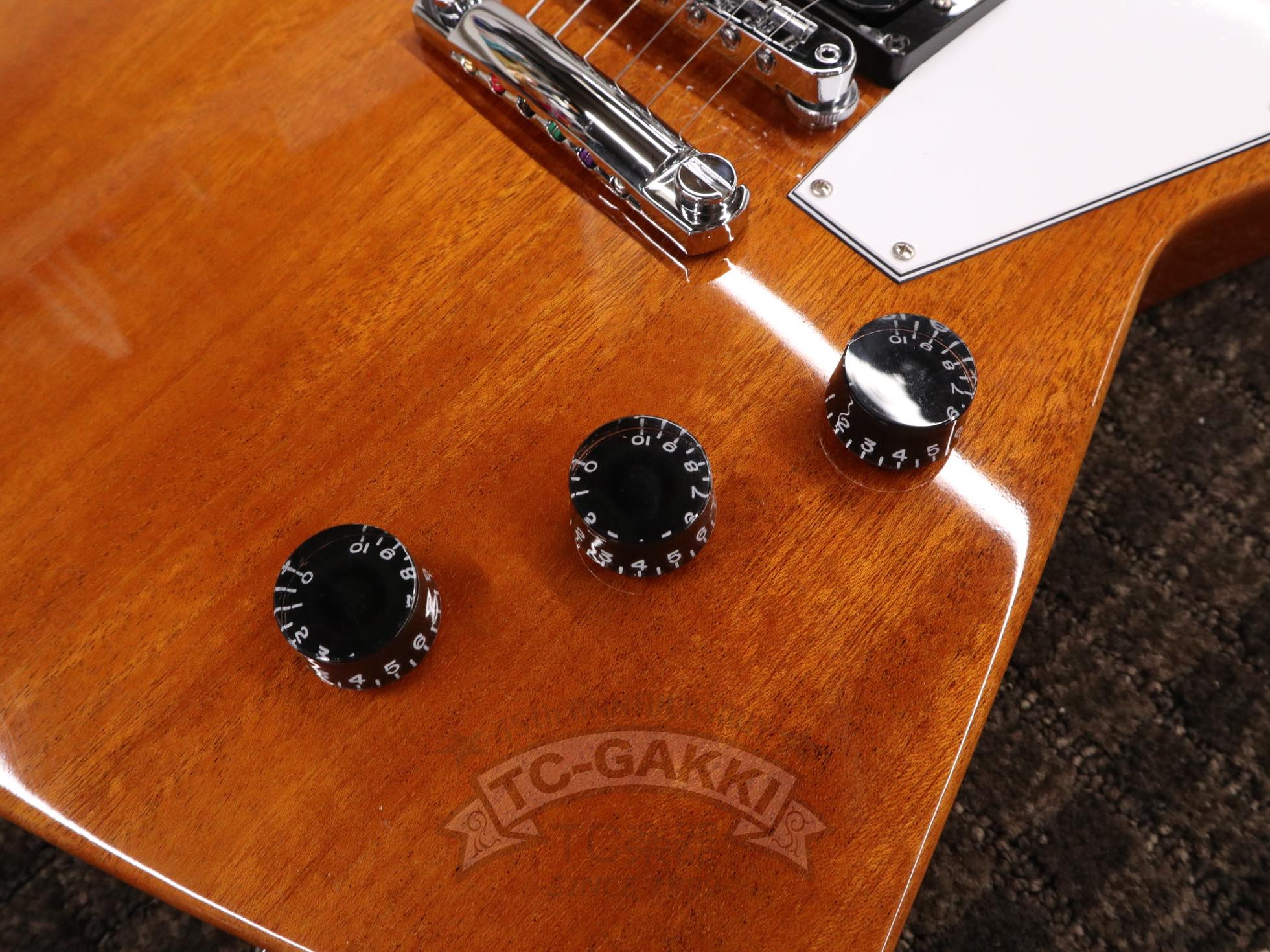 Gibson 2020 70s Explorer - Image 16