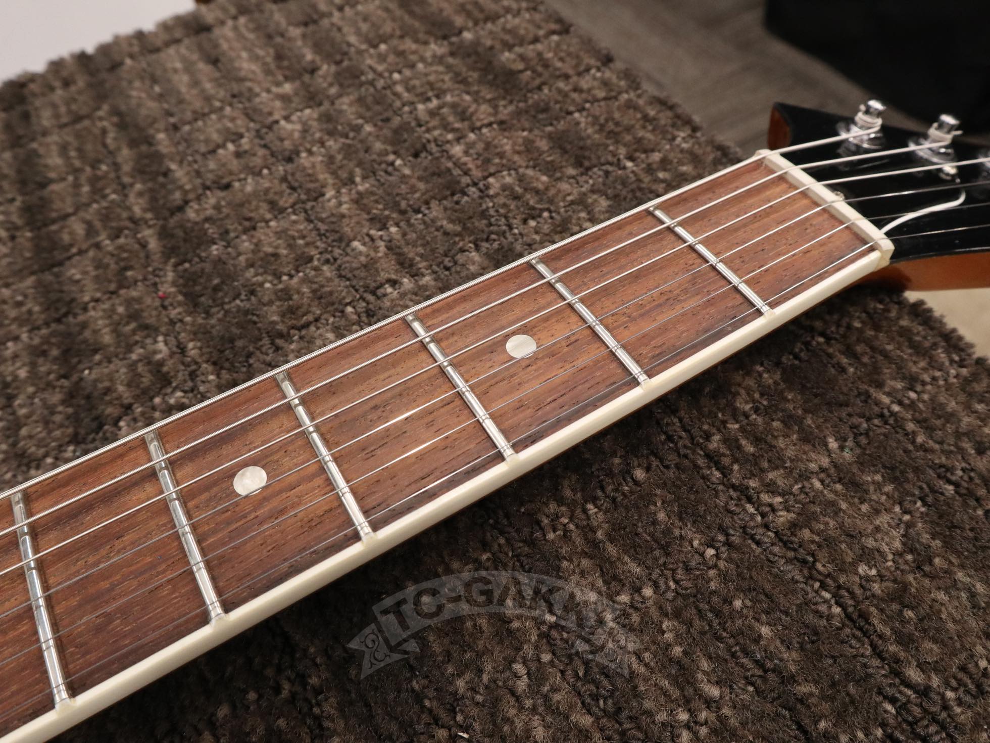 Gibson 2020 70s Explorer - Image 22