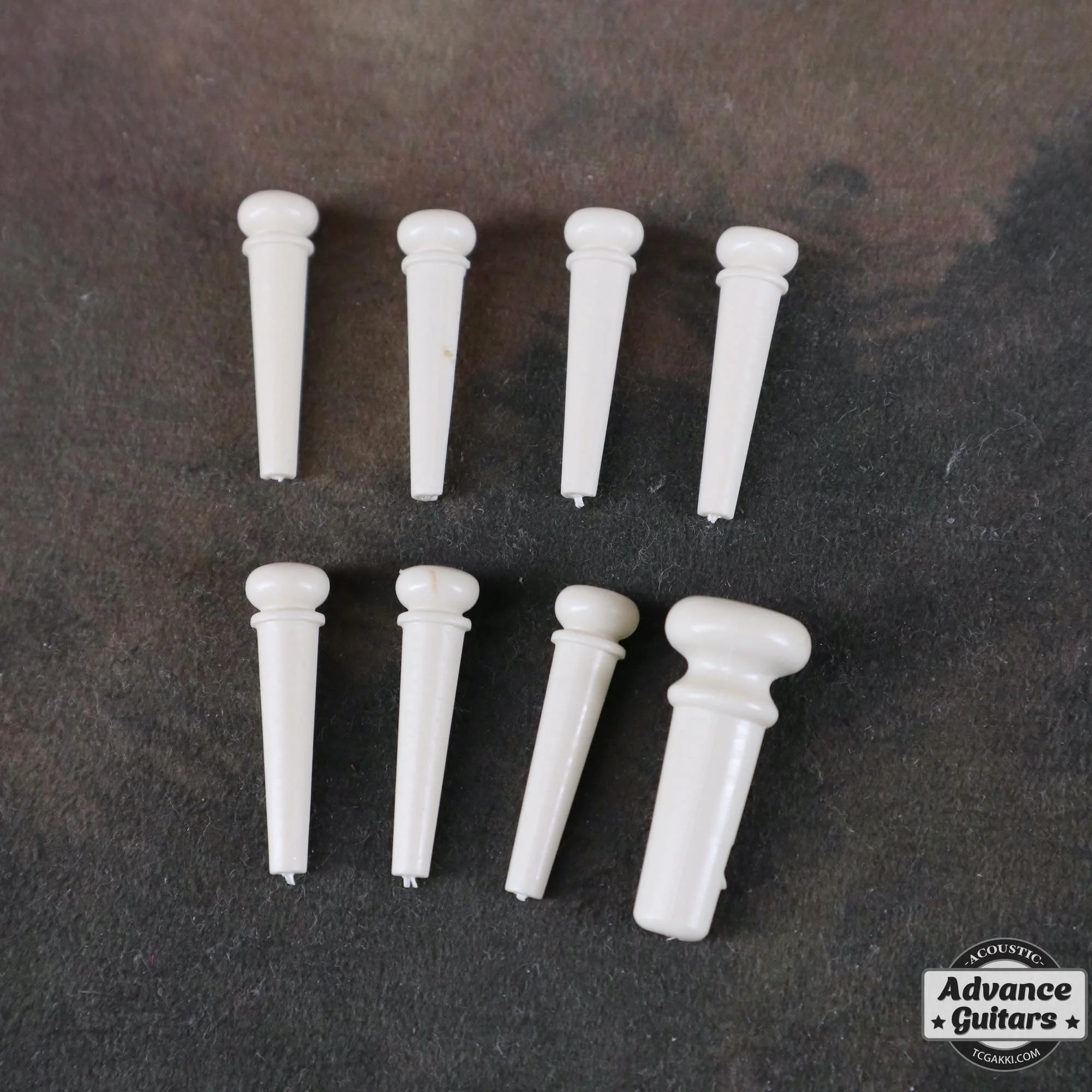 70s Style 45 Bridge and End Pin Pack - Image 3
