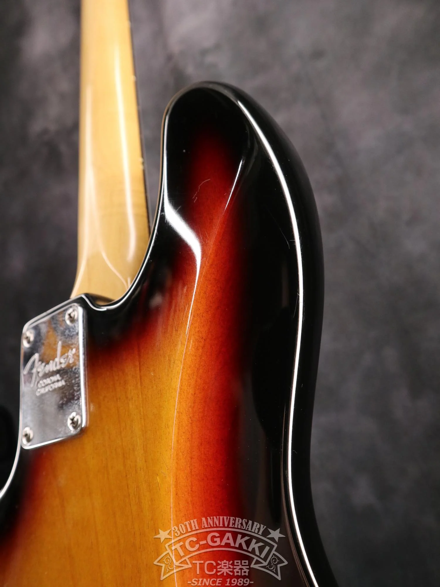 Fender USA American Deluxe Jazz Bass FL - Image 12