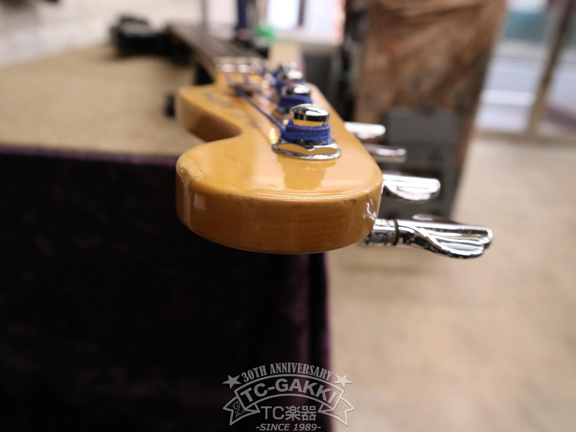 Fender USA American Deluxe Jazz Bass FL - Image 22