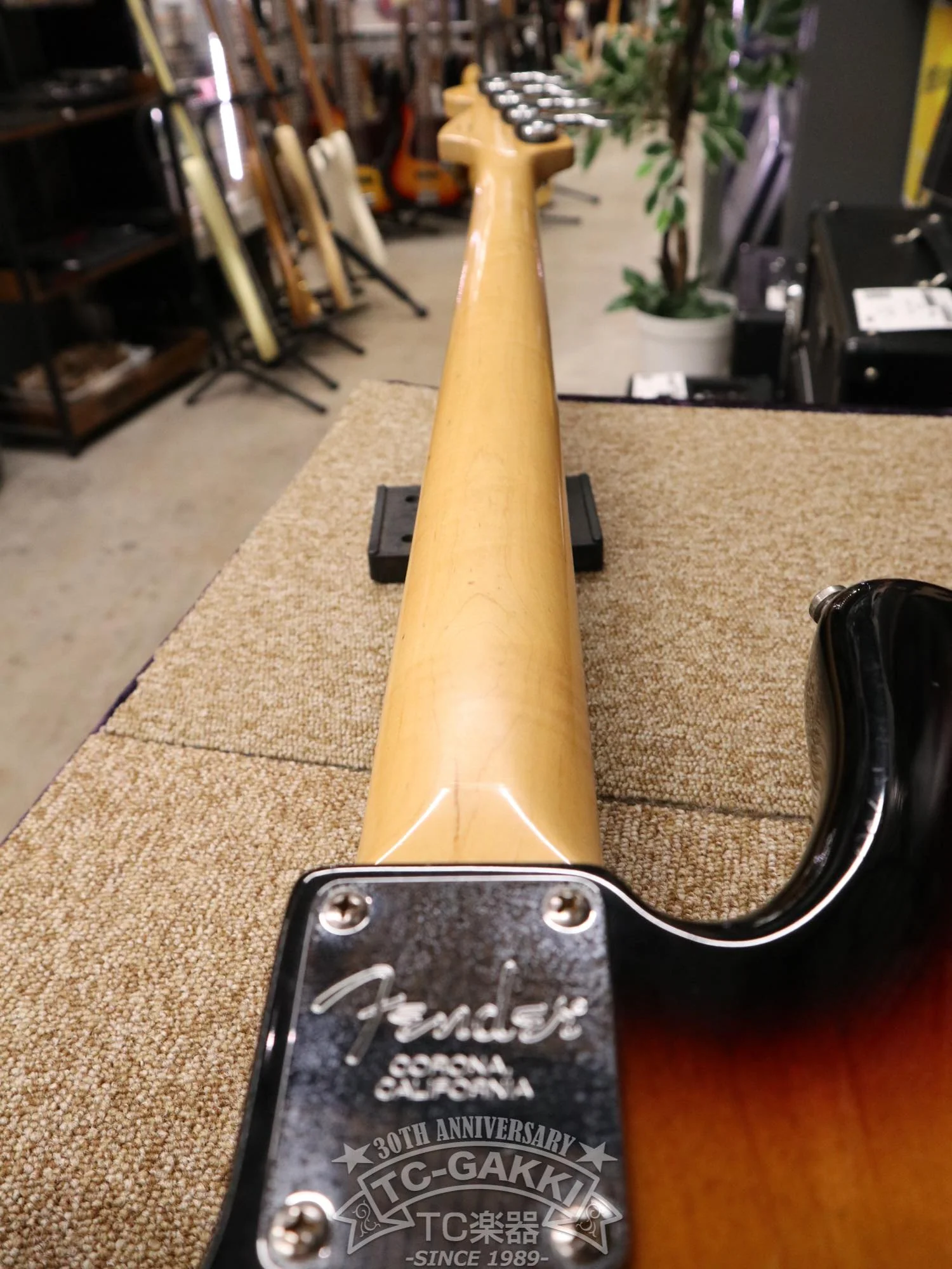 Fender USA American Deluxe Jazz Bass FL - Image 25
