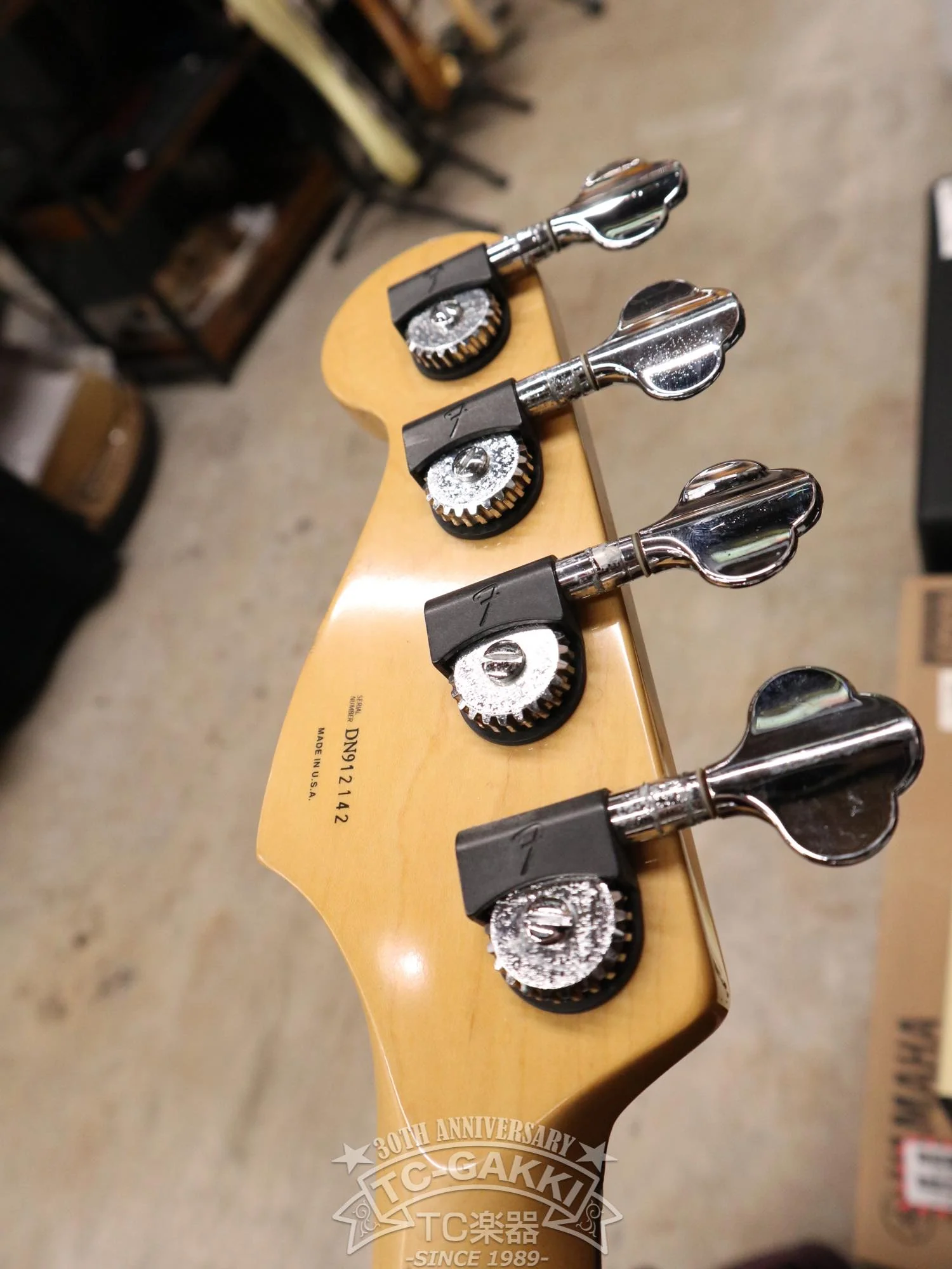Fender USA American Deluxe Jazz Bass FL - Image 26