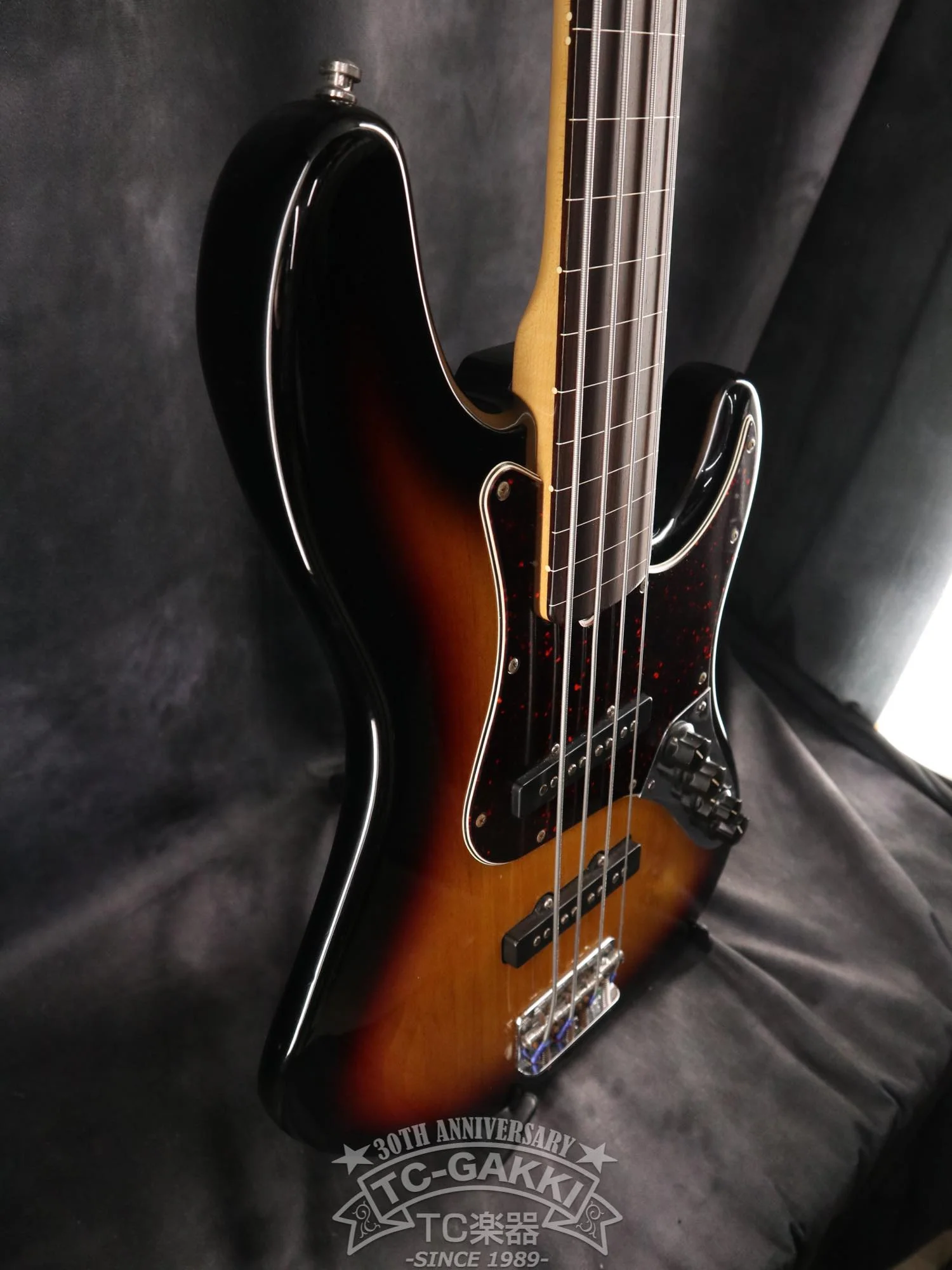 Fender USA American Deluxe Jazz Bass FL - Image 4