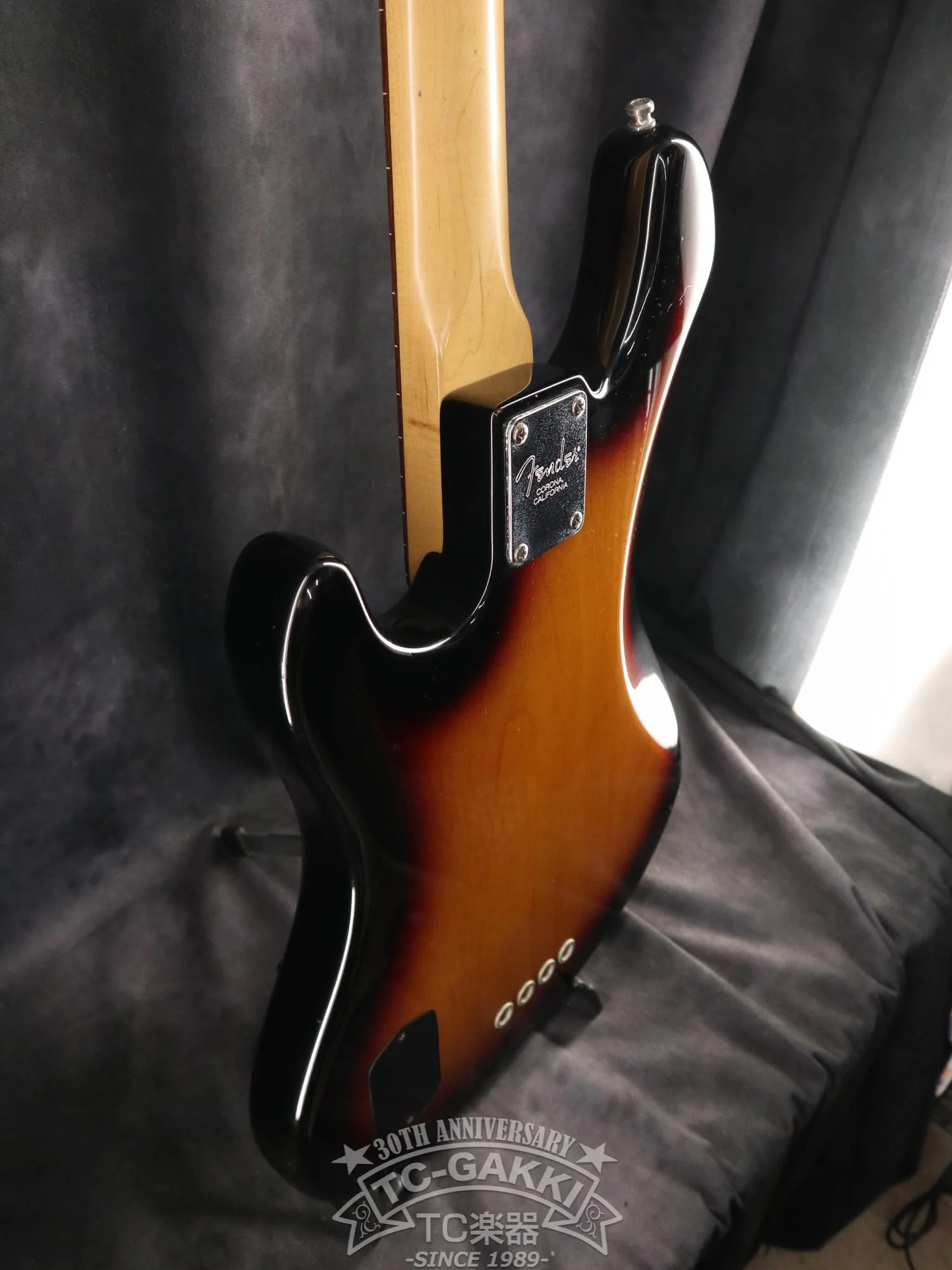 Fender USA American Deluxe Jazz Bass FL - Image 9