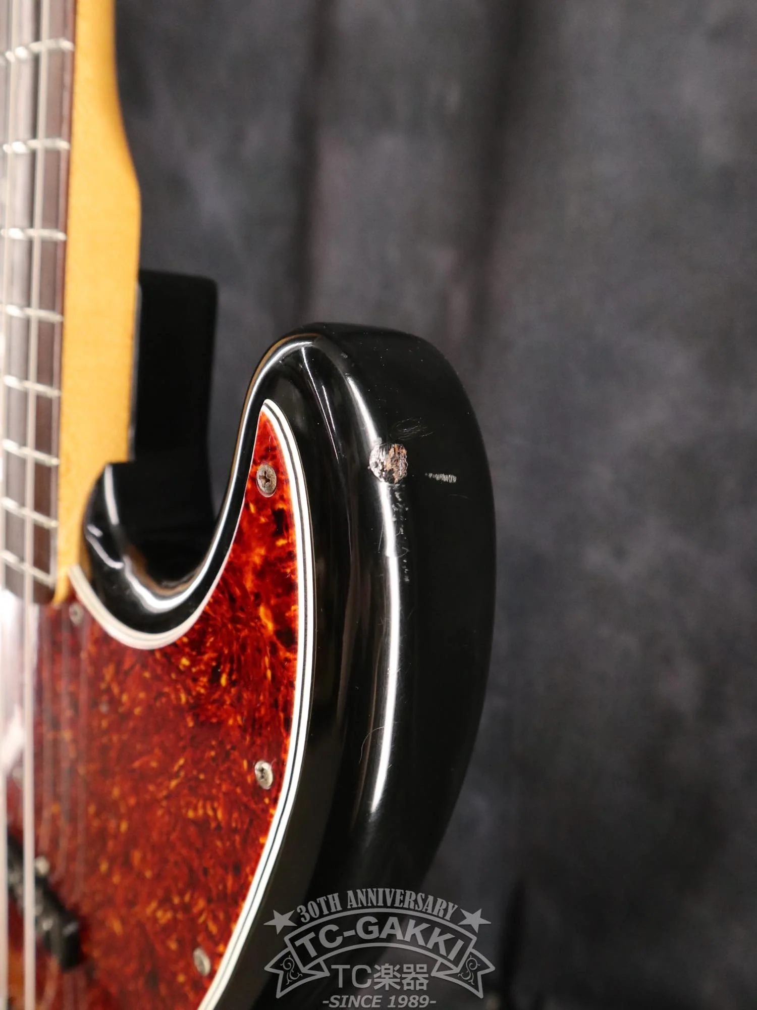 1992 Fender USA American Vintage '62 Jazz Bass - Image 15