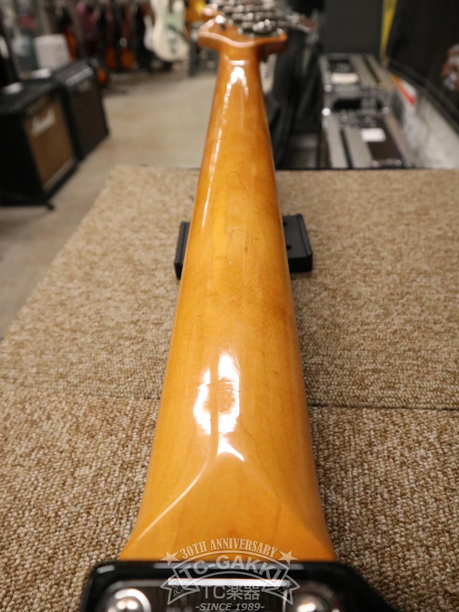 Fender USA American Vintage '62 Precision Bass - Image 21