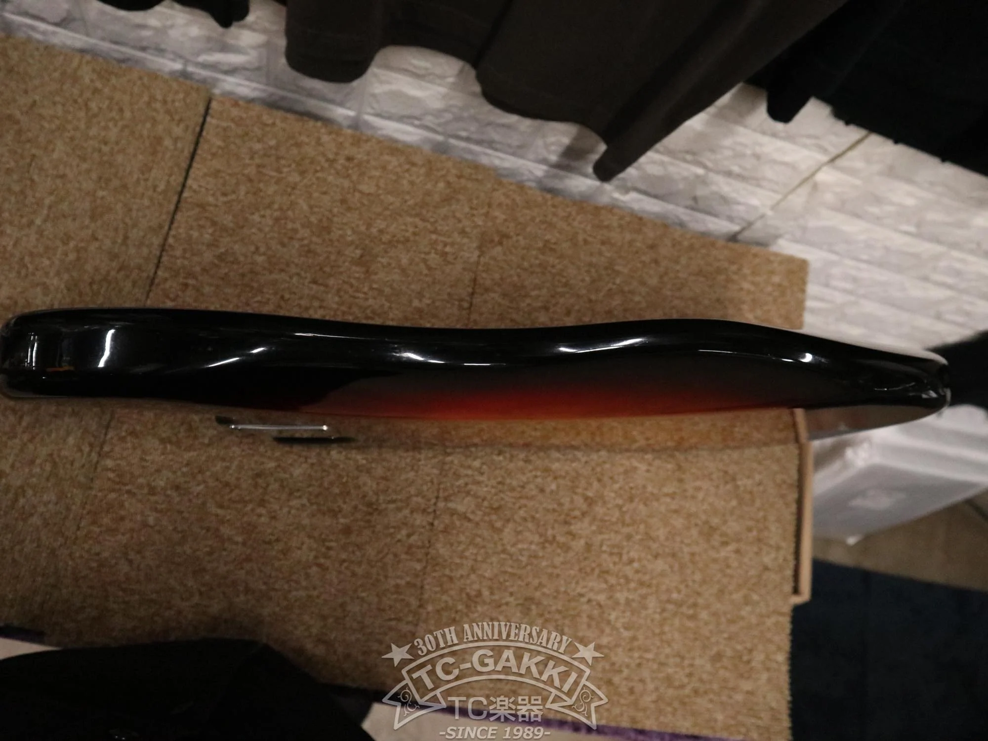Fender USA American Vintage '62 Precision Bass - Image 23