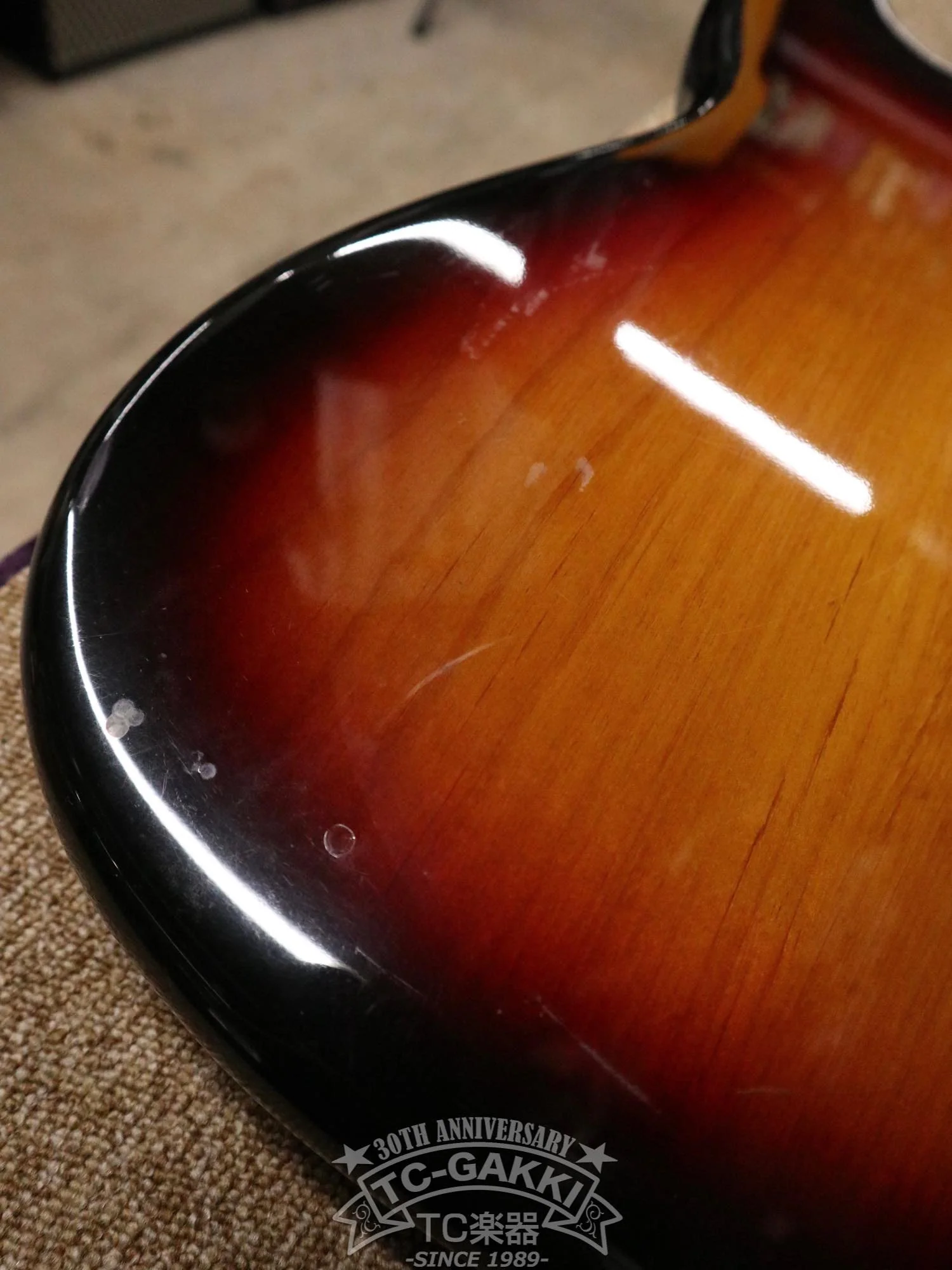 Fender USA American Vintage '62 Precision Bass - Image 25