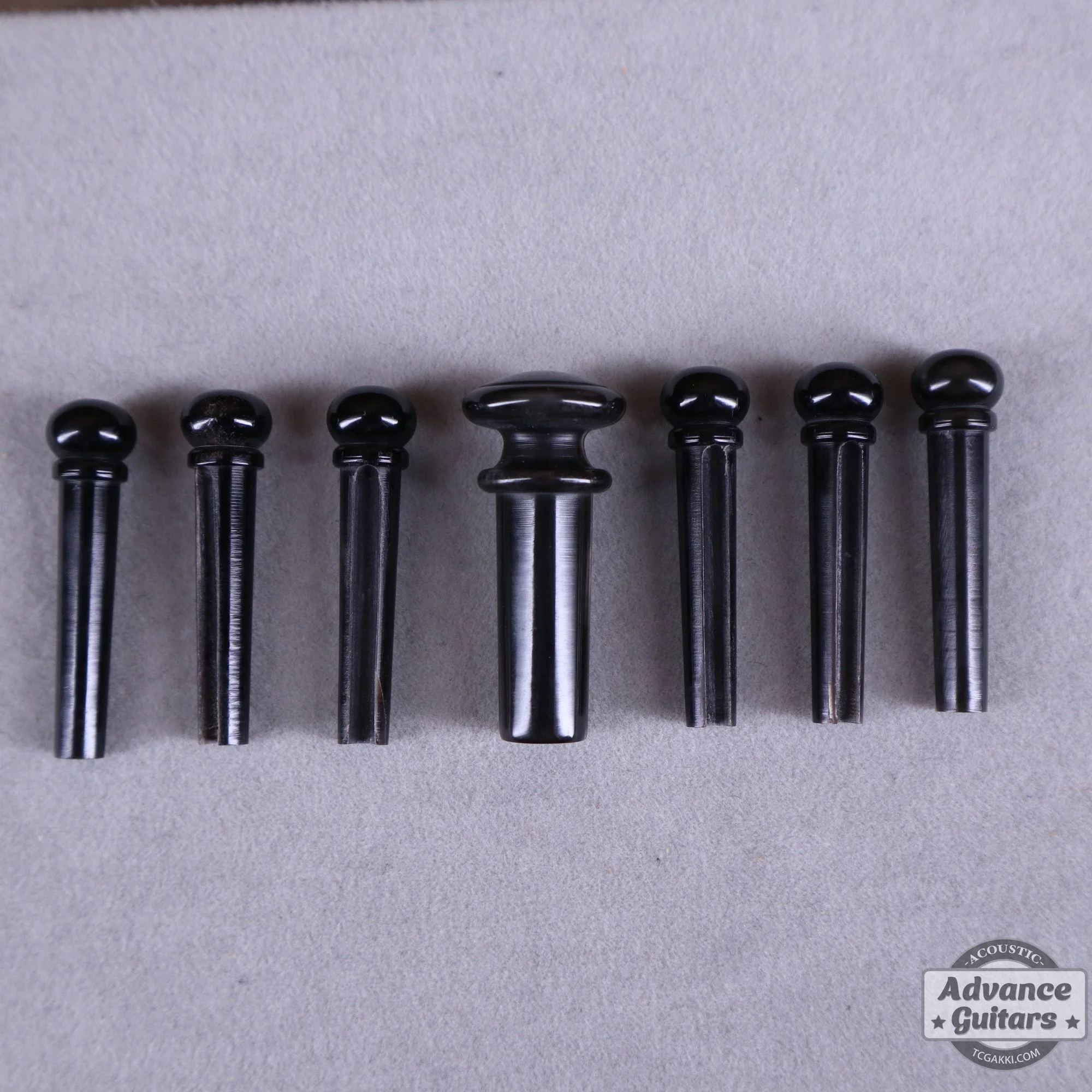 Preciso Bone Bridge Pin & End Pin Set(Black Water Buffalo Horn & Plain) - Image 2