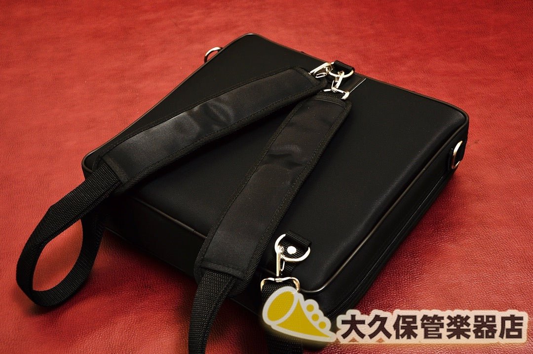BUFFET CRAMPON 軽量コンパクト・ダブルケース - Image 2