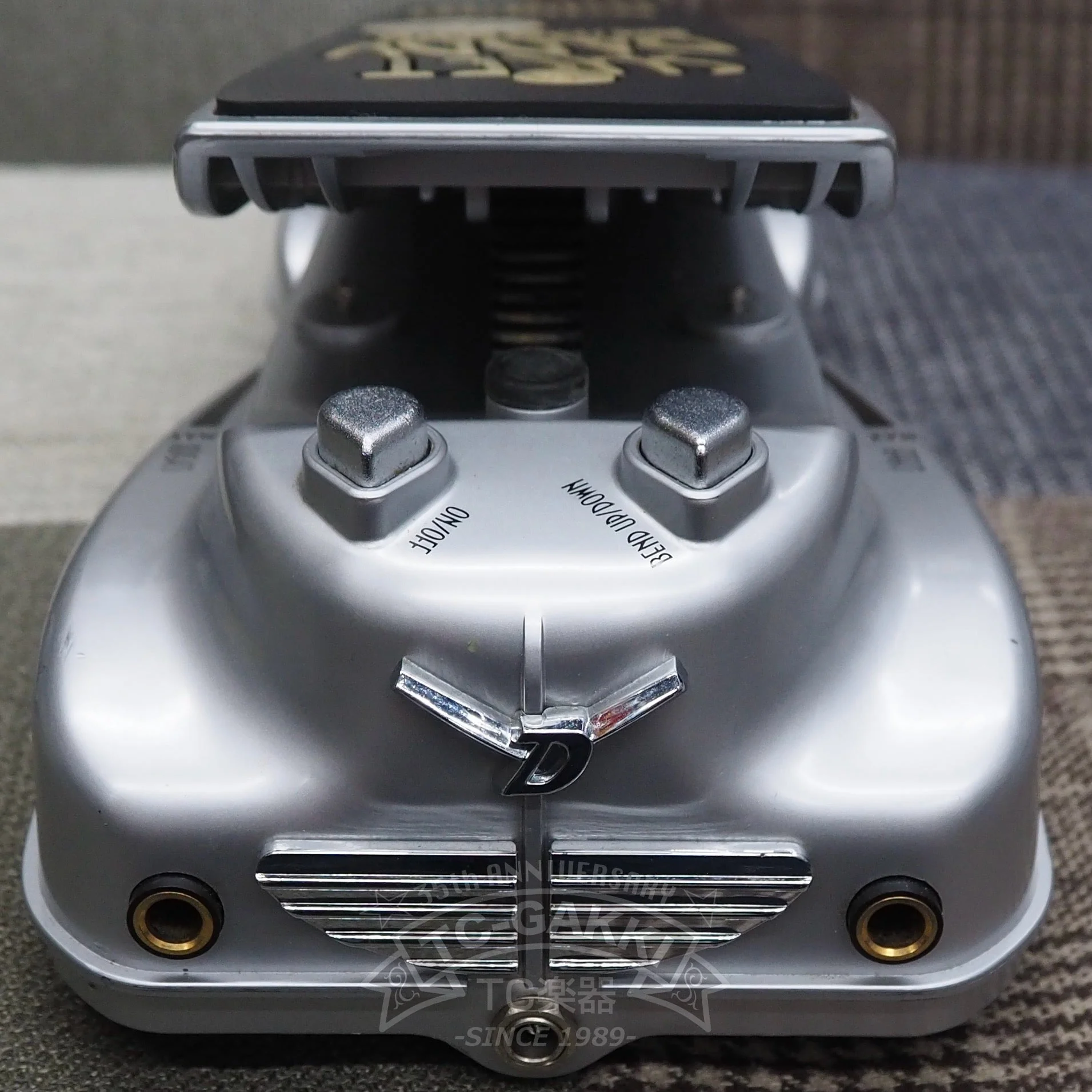 Danelectro DSD-1 SHIFT DADDY (Silver Metalic) - Image 4