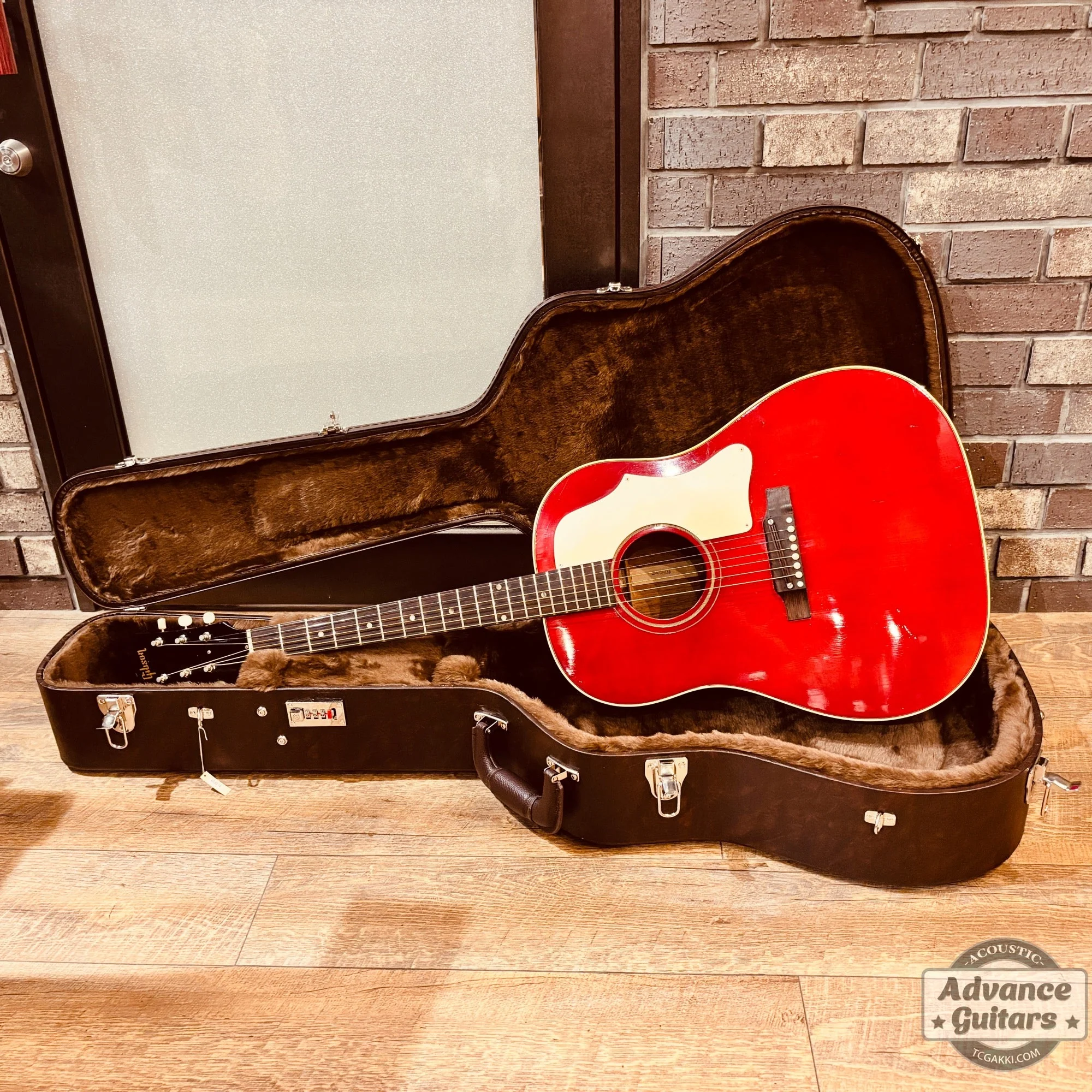Gibson 1967年製 J-45 Cherry Red - Image 6