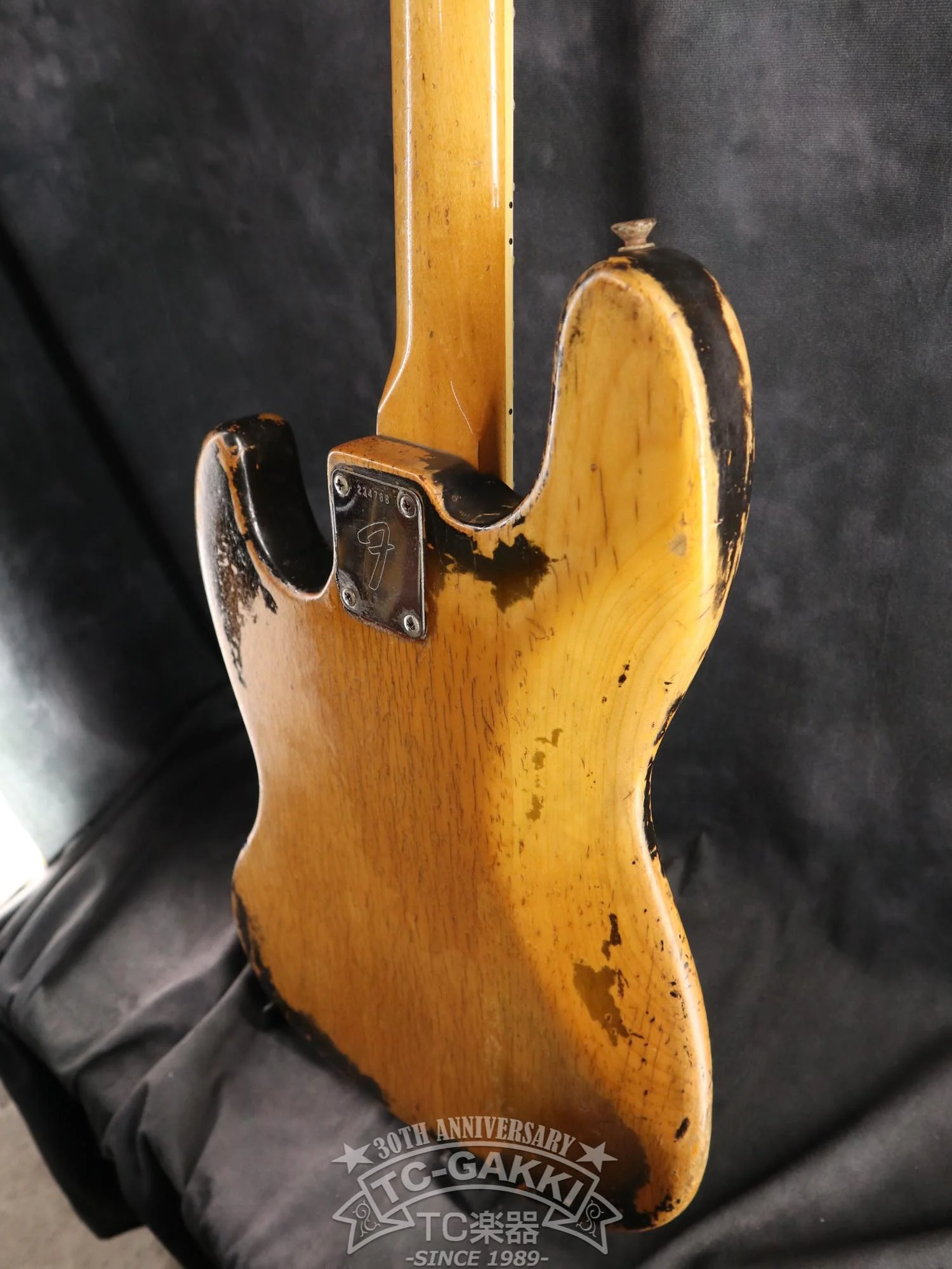 1969 Fender JAZZ BASS - Image 10