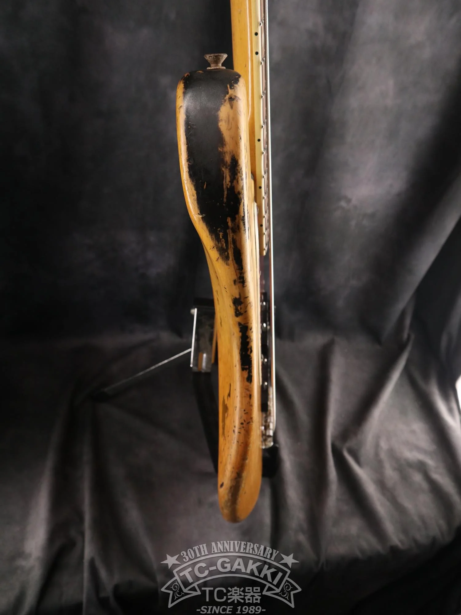 1969 Fender JAZZ BASS - Image 11