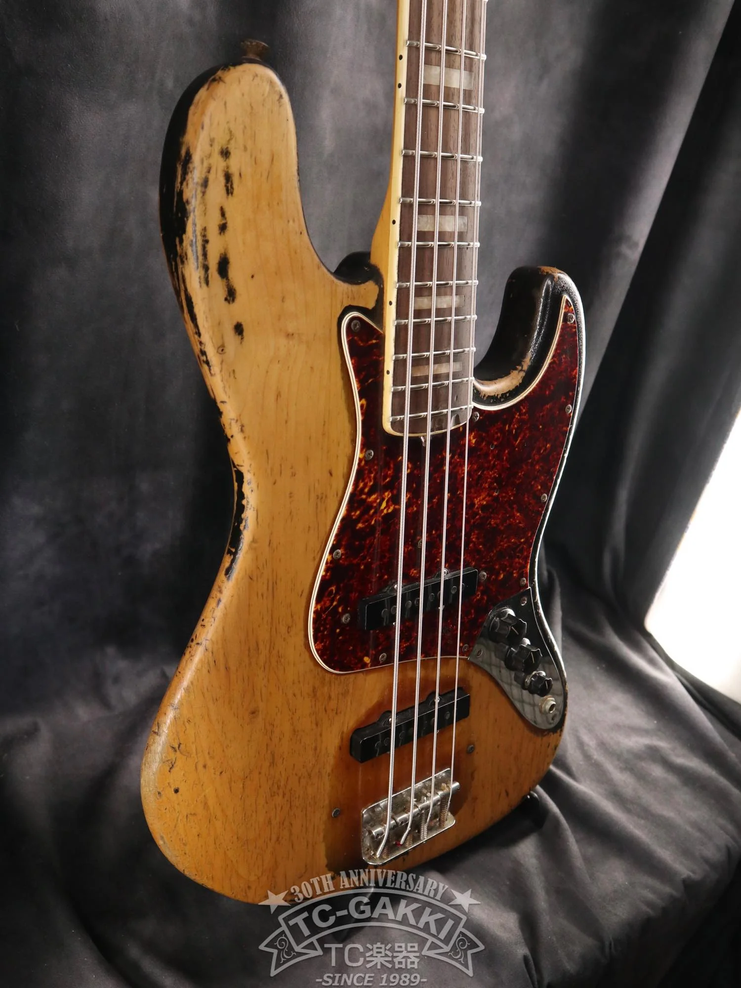 1969 Fender JAZZ BASS - Image 4