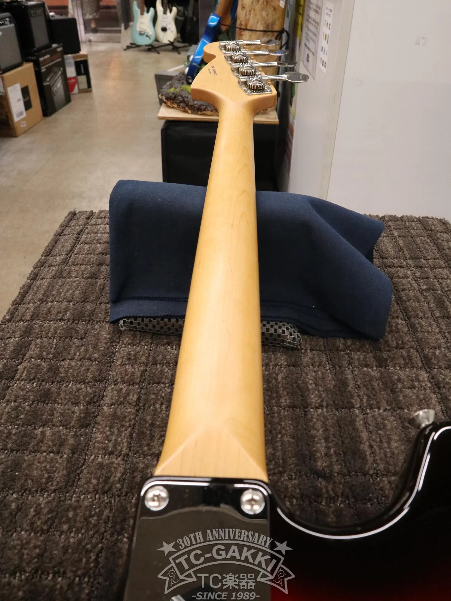 Fender 2020 Made in Japan Hybrid Mustang Bass - Image 17