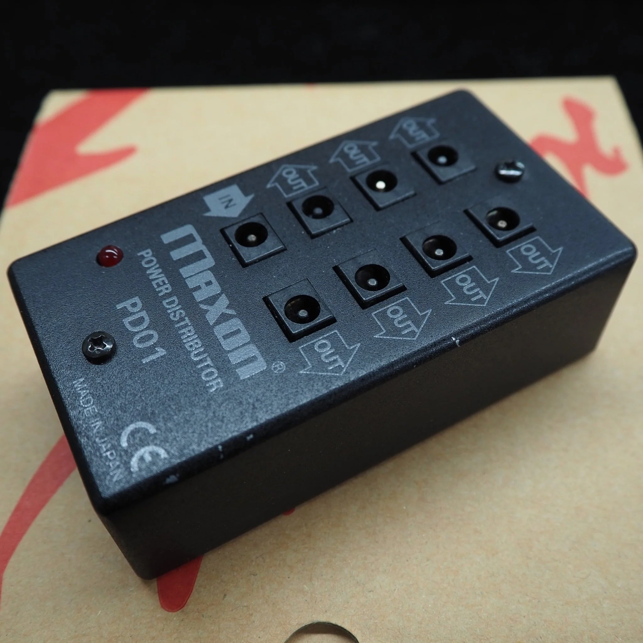 PD01 POWER DISTRIBUTOR