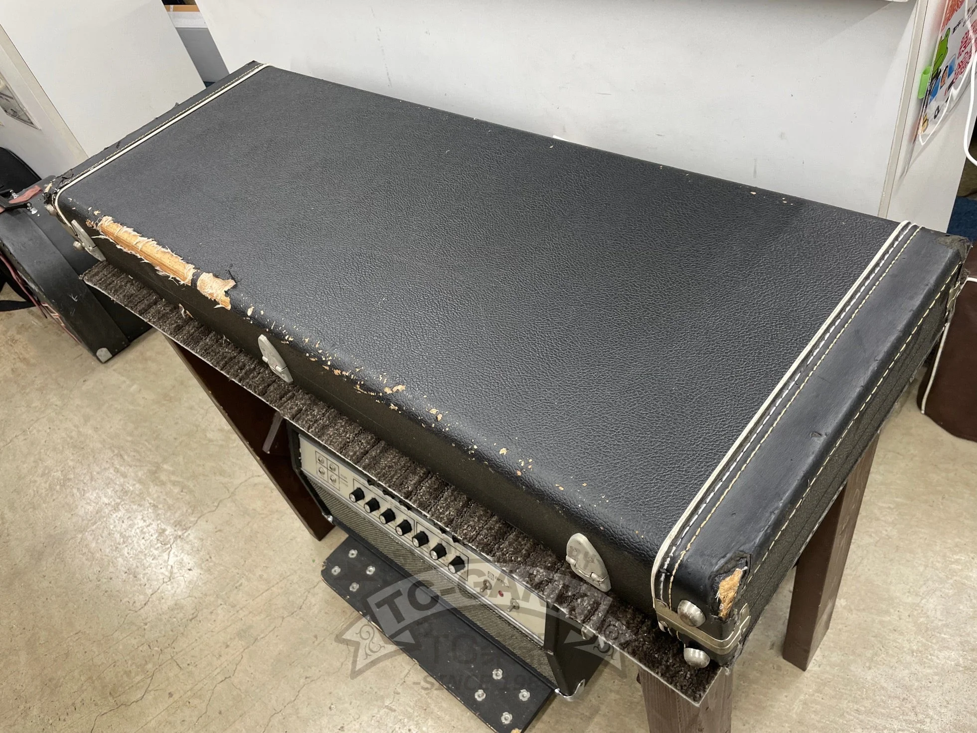 PRS CE22 Hardcase - Image 4