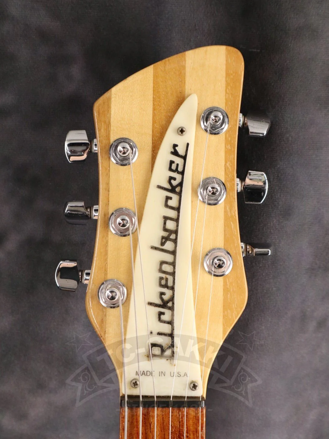 Rickenbacker 330 - Image 4