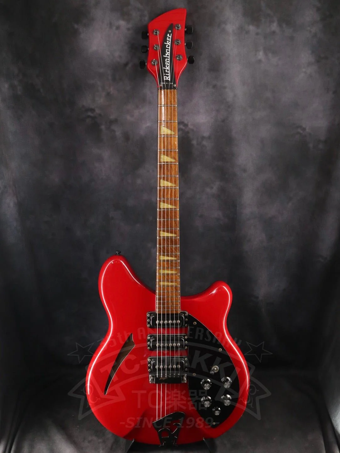 Rickenbacker 370 - Image 2