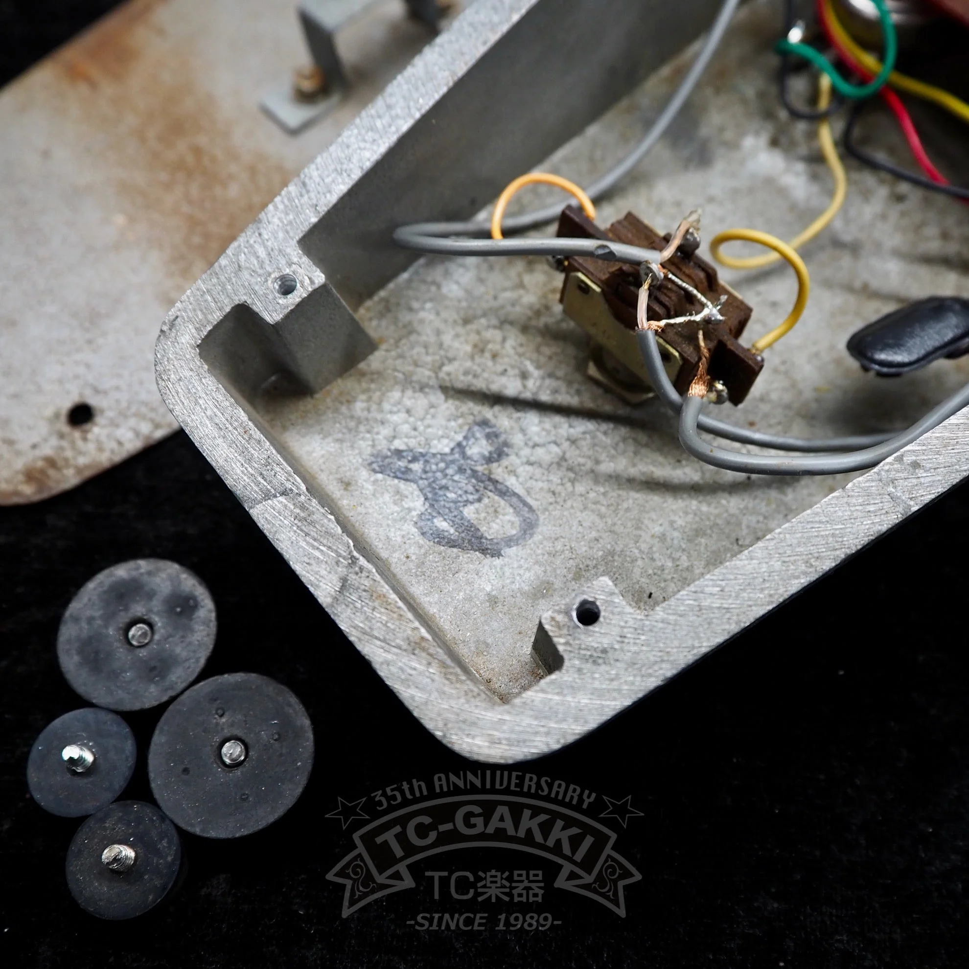 TONE BENDER (V828/GRAY) - Image 8