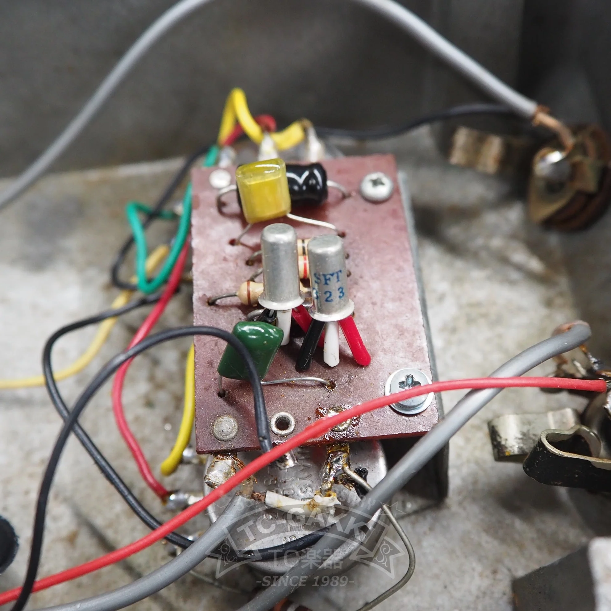 TONE BENDER (V828/GRAY) - Image 9