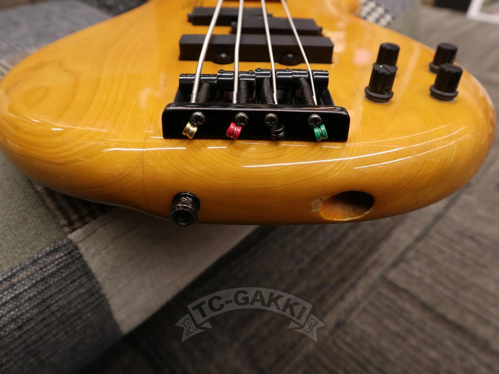 TUNE TB-02 - Image 12