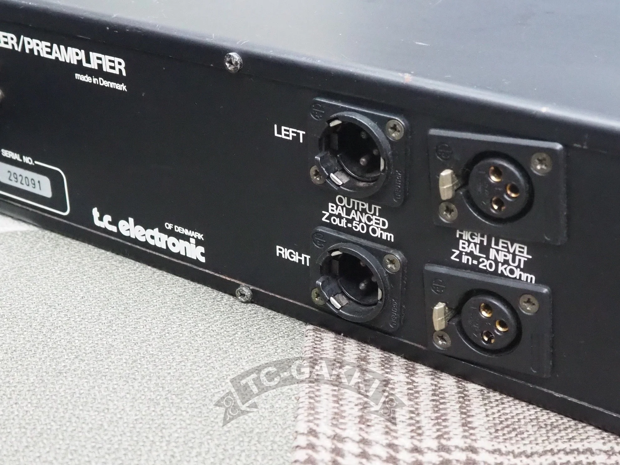 TC2240 PARAMETRIC EQUALIZER/PREAMPLIFIER - Image 6