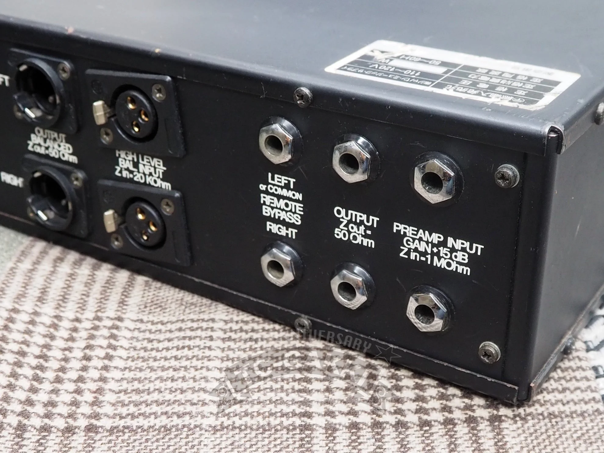 TC2240 PARAMETRIC EQUALIZER/PREAMPLIFIER - Image 7