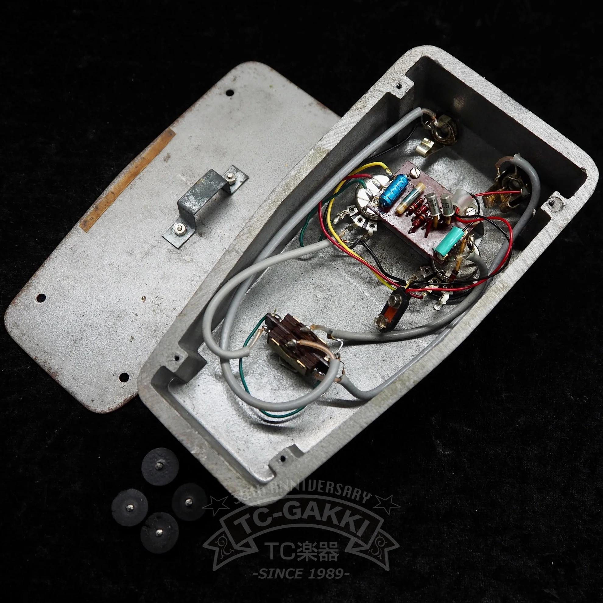 TONE BENDER (V828/GRAY) - Image 6