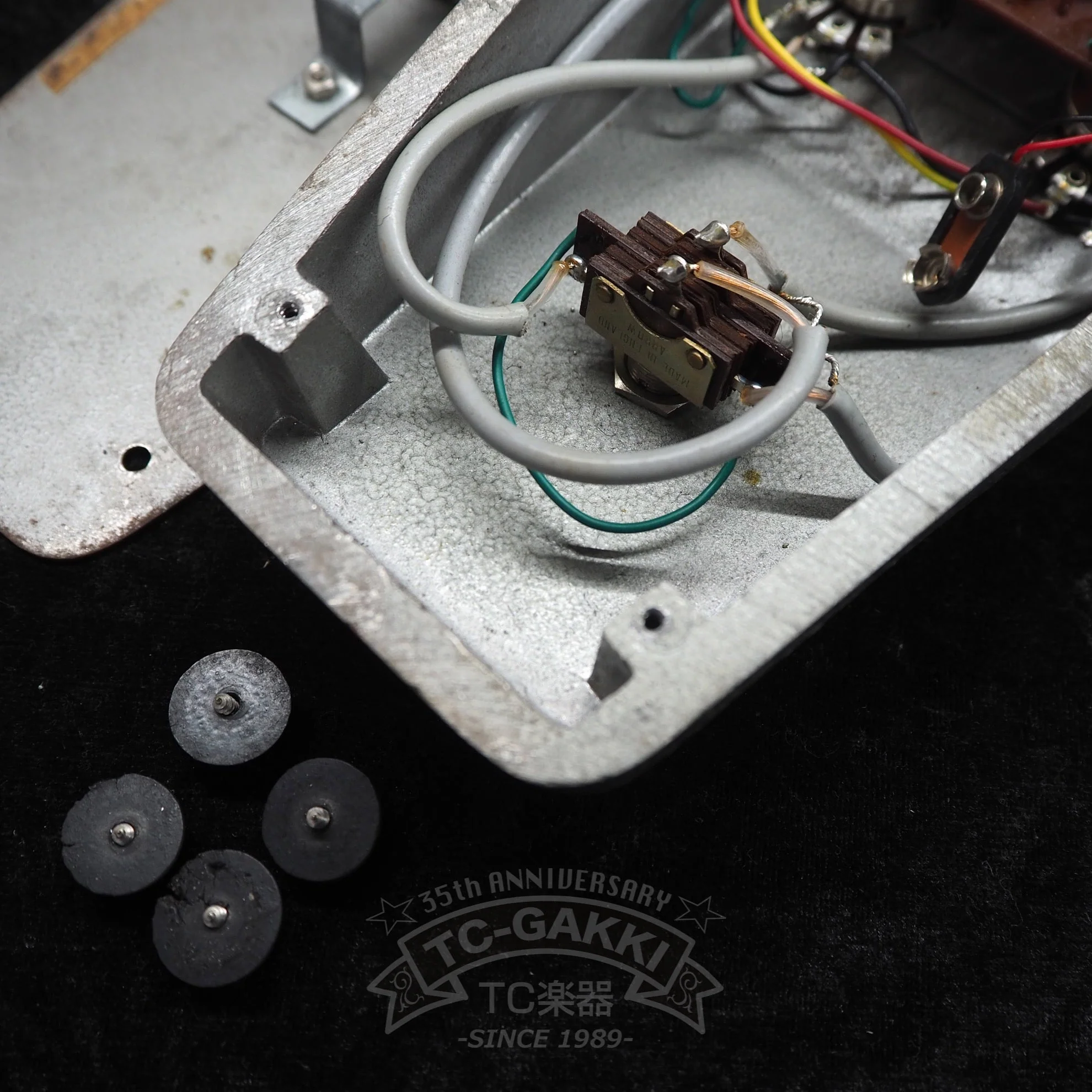 TONE BENDER (V828/GRAY) - Image 8