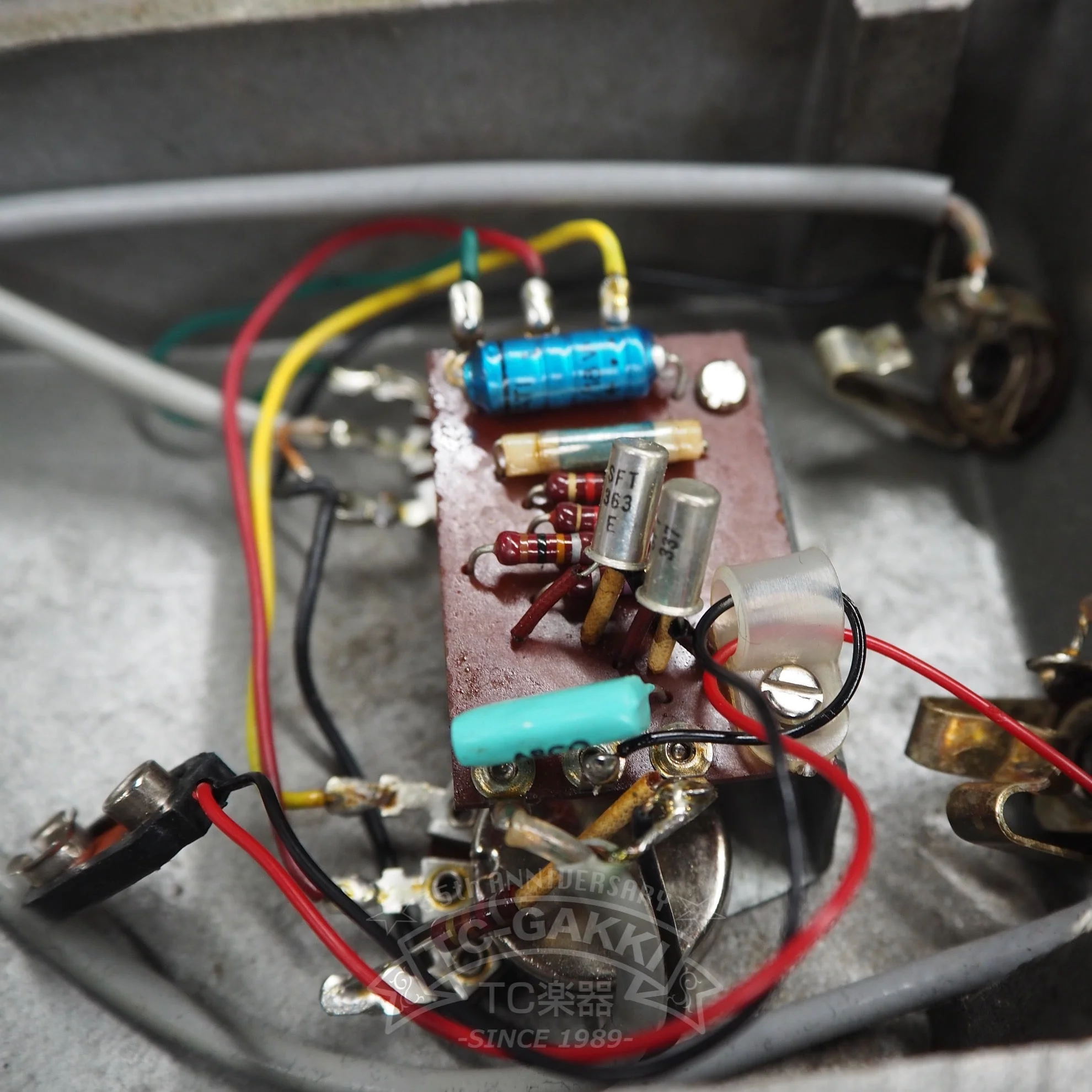 TONE BENDER (V828/GRAY) - Image 9